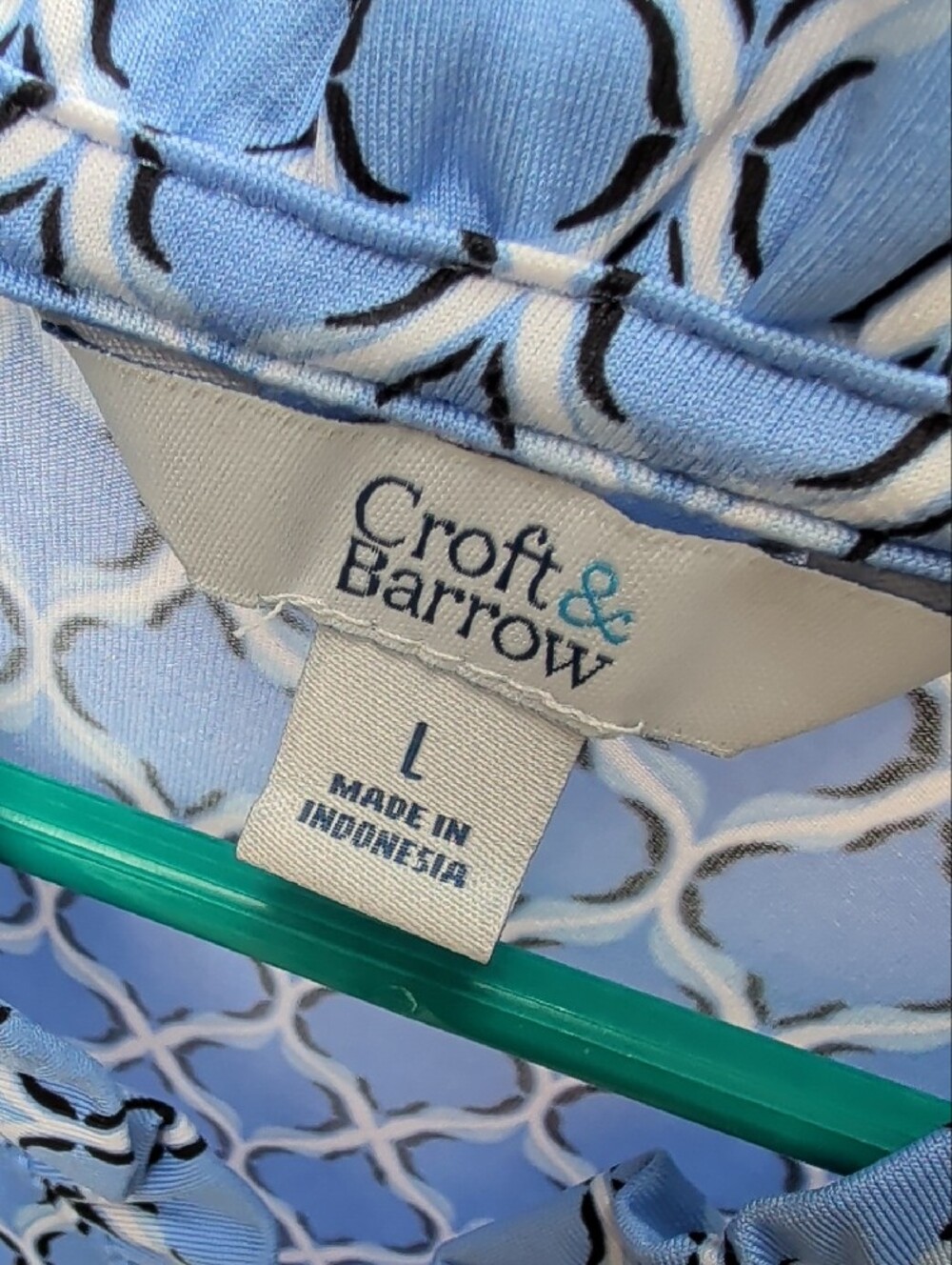 croft & barrow Light Blue Geometric Ruffle V-Neck Sleeveless Top - Picture 2 of 3
